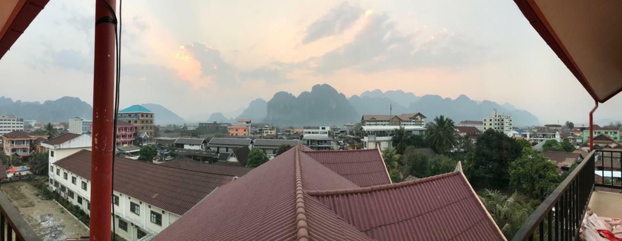 Pangu Hotel - 盘古酒店 Vang Vieng Buitenkant foto